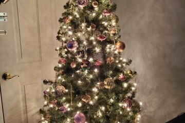 Axelman Christmas tree